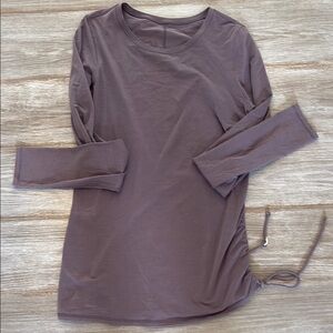 Lululemon top
